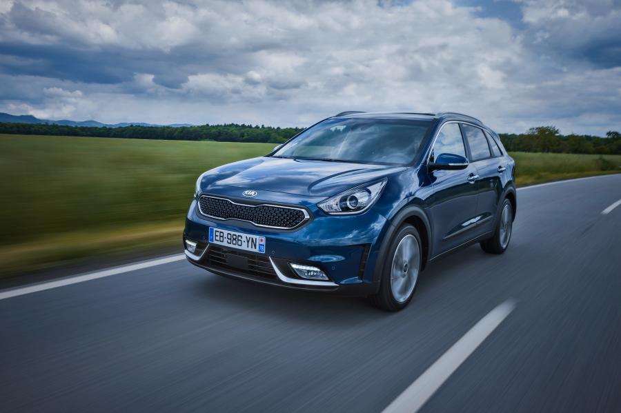  Kia Niro 2016 года  (WW) (фото 26 из 40)